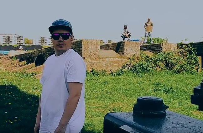 R.A.P.S. - Simple &amp; Plain - Wehoudenhethiphop.nl/?videos=r-a-p-… #wehoudenhethiphop <a href="/risskant/">Risskant</a> <a href="/TenchoOAssassin/">Tenchoo - Chaos Black OUT NOW!!</a> <a href="/ZiekeZuiden/">Skenkie-ZiekeZuiden</a> <a href="/seizebeats/">Seize Beats</a>