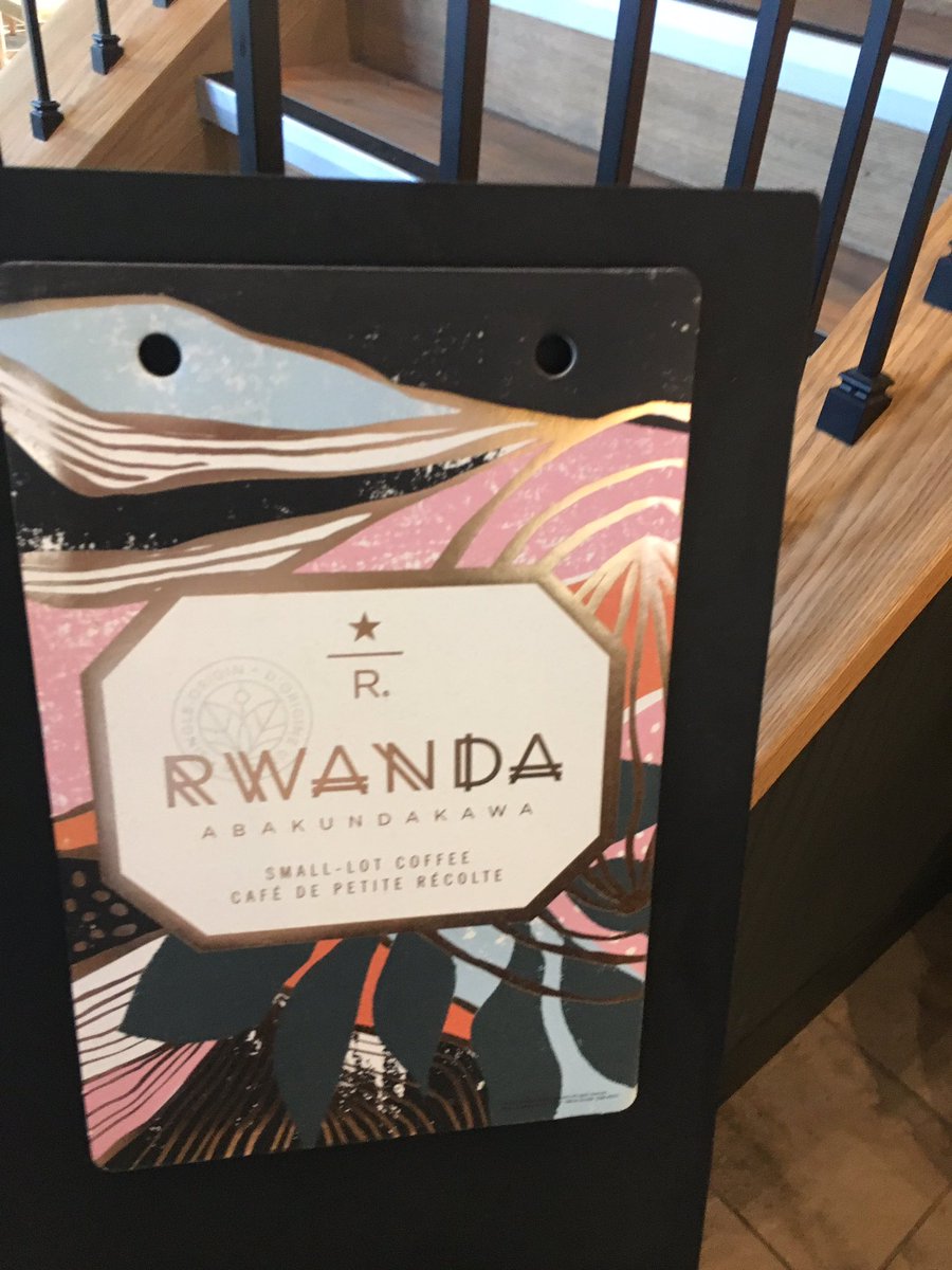 korrn_podo's tweet photo. I just realized that #Starbucks is using the same type font from #BlackPanther lol 
Rawanda - Wakanda https://t.co/LAq4Ks9gF0