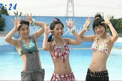 松岡茉優　水着 