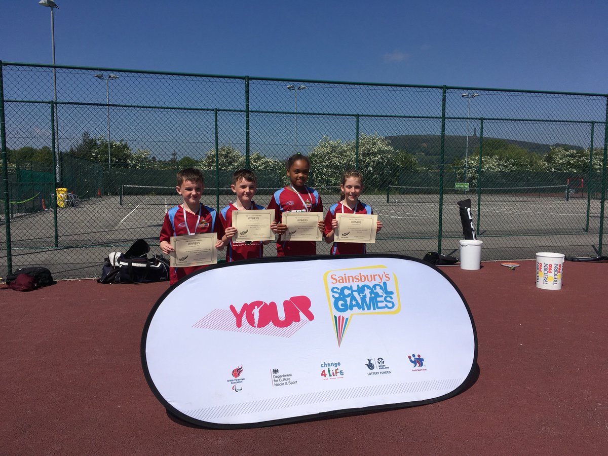 BurySchoolGames's tweet image. Congratulations to Holcombe Brook Primary for winning today’s Year 3 &amp;amp; 4 Tennis tournament and Chantlers Primary for coming second.  Both will now represent Bury at the Manchester School Games in July. 👏👏👏 #buryschoolgames