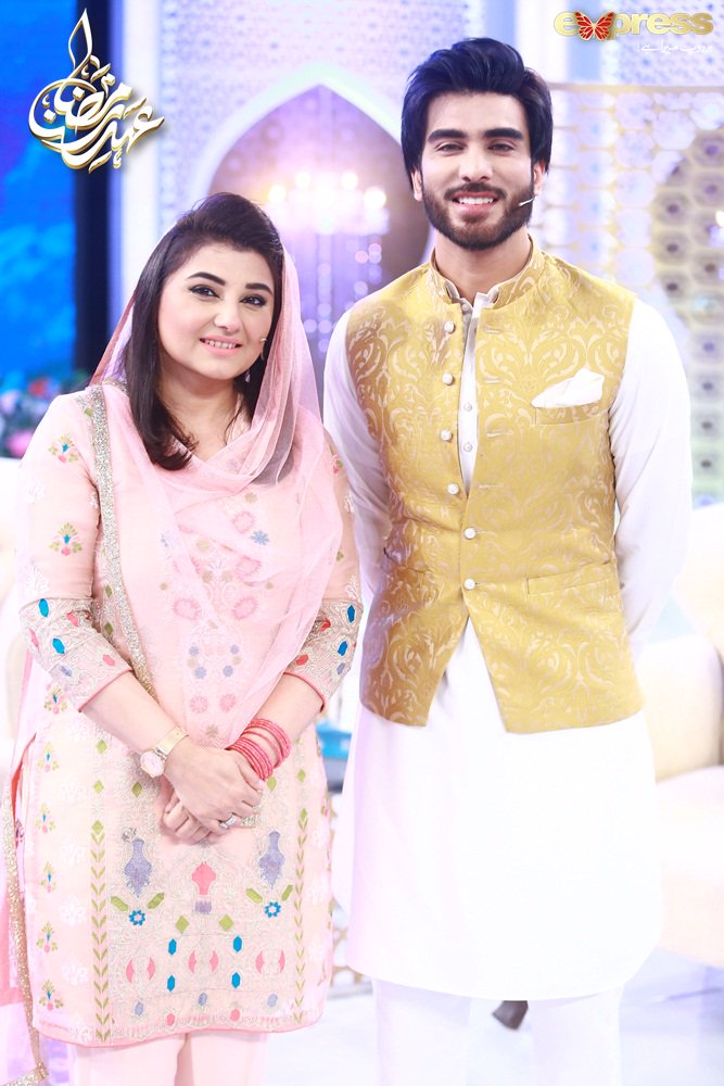 EntExpressTV's tweet photo. #EhedeRamzan Special #Ramzan #Transmission with #ImranAbbas and #JaveriaSaud on #ExpressEntertainment

Watch previous vidoes | https://t.co/oq5rnMEA1N https://t.co/rk3wKGuE7b
