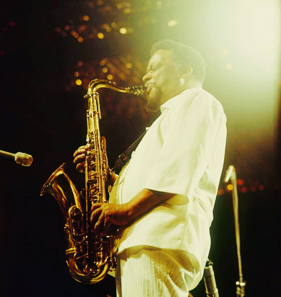 John_ichi_'s tweet photo. Gene Ammons …It's a good picture❗#jazz #tenersax #jazzgiants #Tenortitan
#BossTenors #SoulfulSaxophone #Jug https://t.co/5O6OYjy0xA