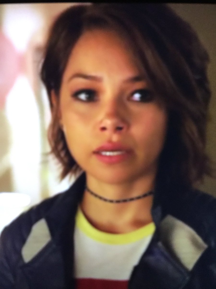 RouenRobinson's tweet image. #TheFlash Nora Allen #cooljacket @JParkerK