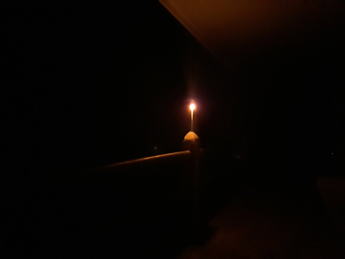diverbee2004's tweet photo. "May it be a light to you in dark places, when all other lights go out.” ― J.R.R. Tolkien, The Fellowship of the Ring. https://t.co/2UGiixINPB