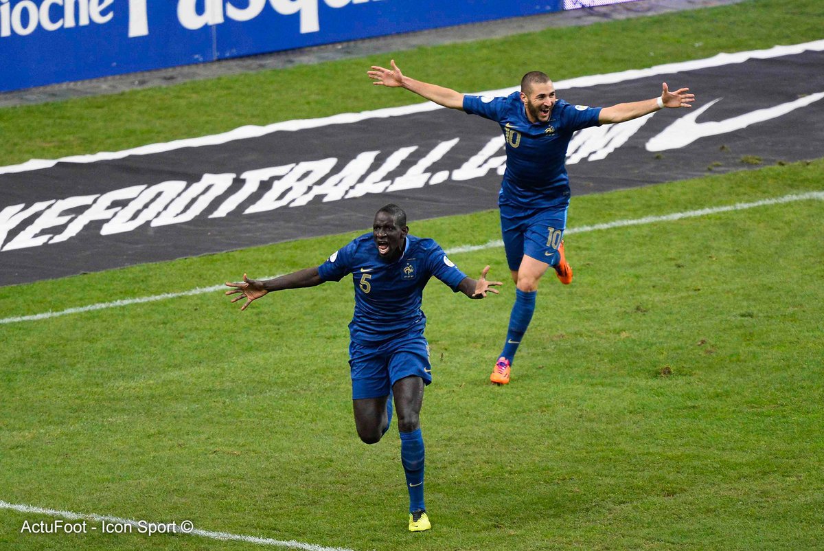 ActuFoot_'s tweet photo. Mamadou Sakho : "Un soldat, ça ne lâche jamais. Pour moi, c’est comme une victoire d’être sélectionné dans cette liste de réservistes." (@lequipe) https://t.co/la7BLrCUoJ