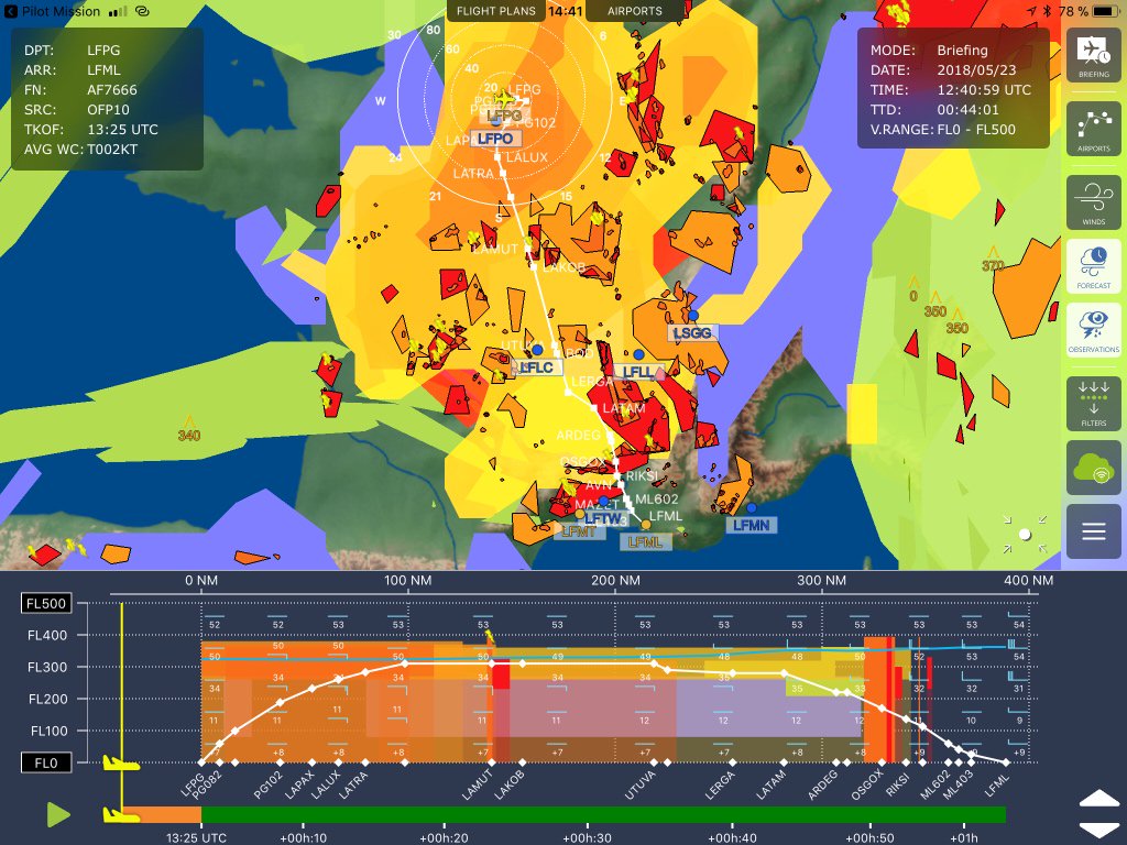 zepyaf's tweet image. Oh les jolies couleurs ! #crewlife #turbulences #orages #AF7666 poke @ValHan @eWASsolution