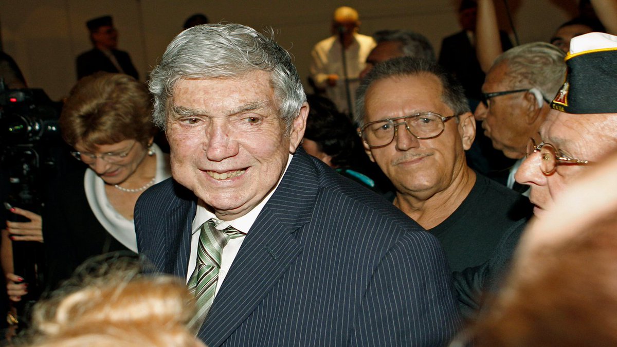 #BREAKING Militant Cuban exile Luis Posada Carriles dies in South Florida bit.ly/2LmGlr2?utm_so… https://t.co/crUxOGbVDo