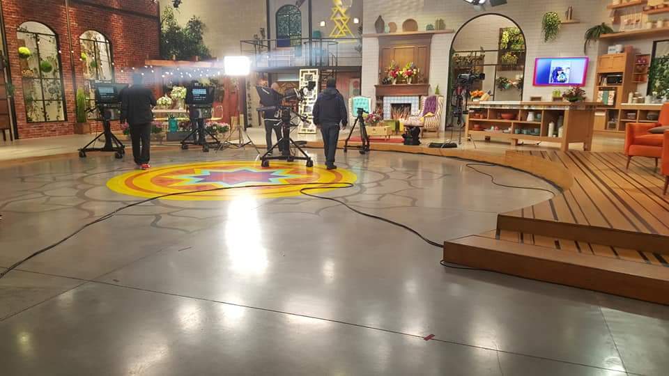 sagitqmflaco's tweet photo. Amigos familia a las 8am prendanle a su tv en el 3.1 @saleelsoltv ya va a comenzar por @ImagenTVMex y vean la capsula de adopción #Bunic https://t.co/rEp2JgNktx