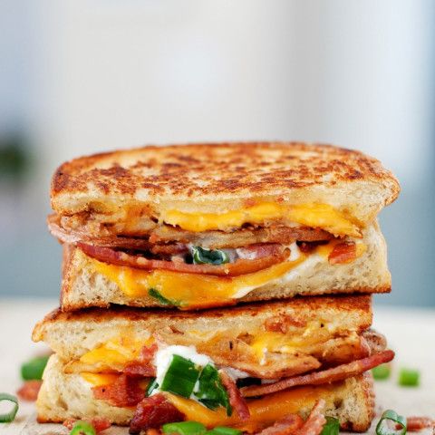 DowneyFarms's tweet photo. A loaded baked potato grilled cheese? Yes, please! https://t.co/uzLigjklPM https://t.co/Z1lPlF84jC