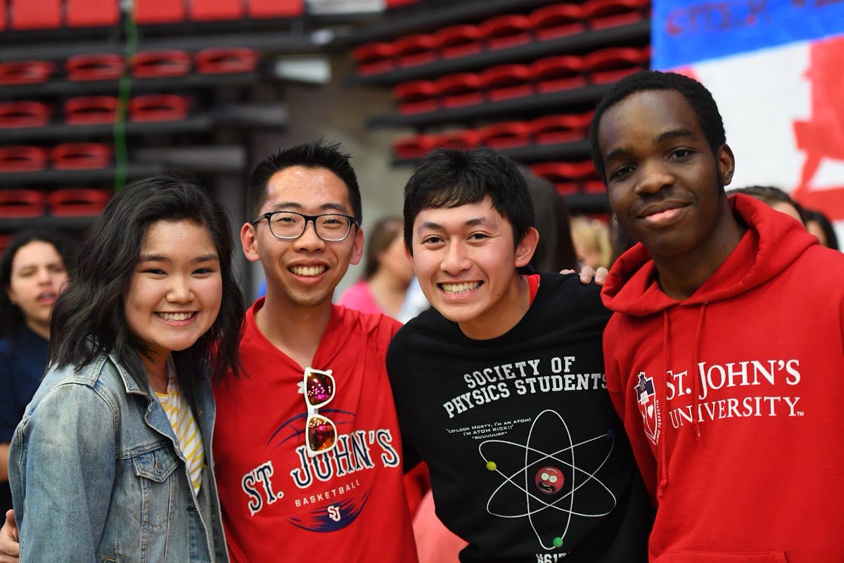 "Share your smile with the world. It's a symbol of friendship and peace." - Christie Brinkley #WednesdayWisdom