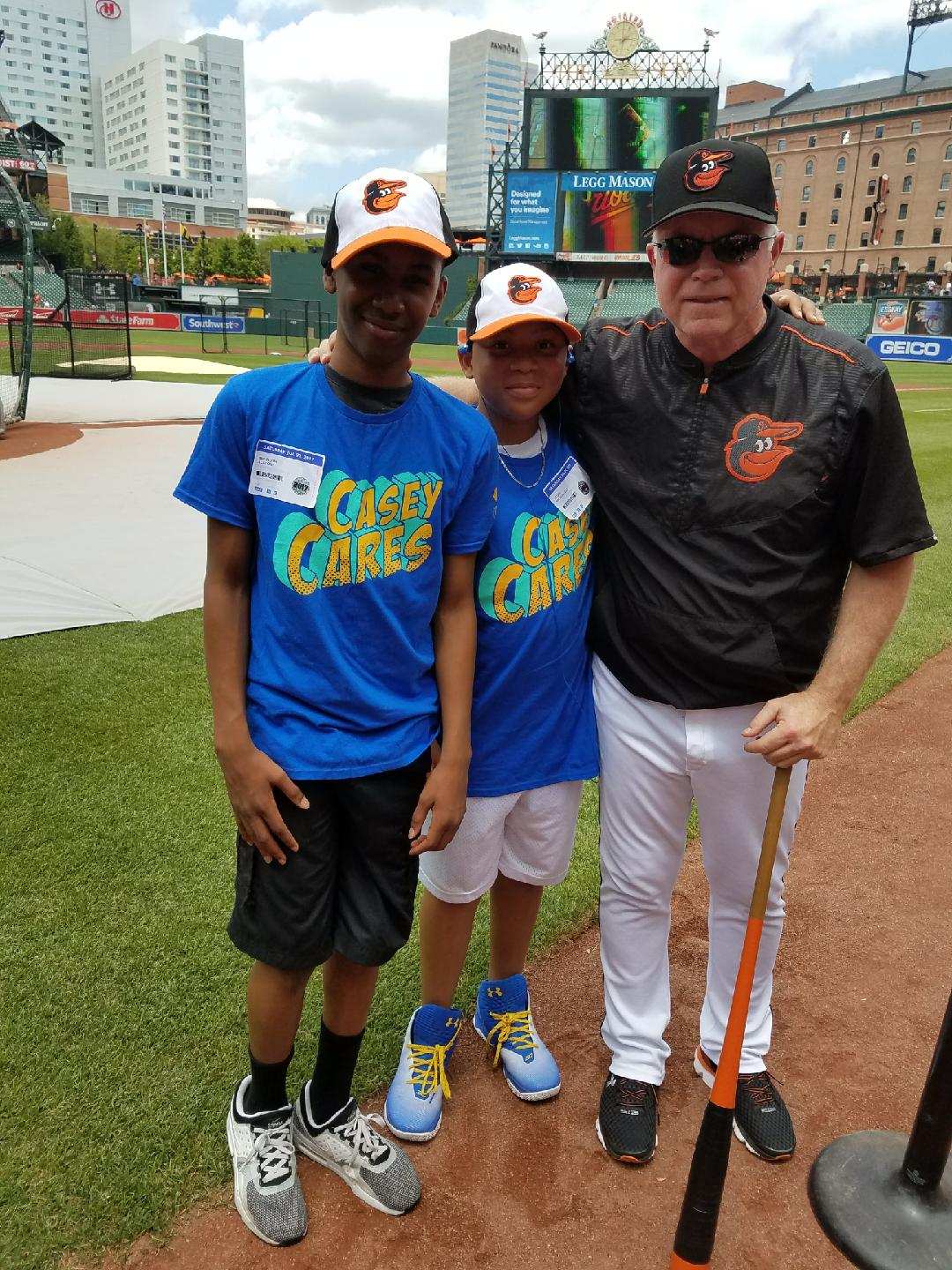 Happy birthday manager Buck Showalter from all of us at Casey Cares! 