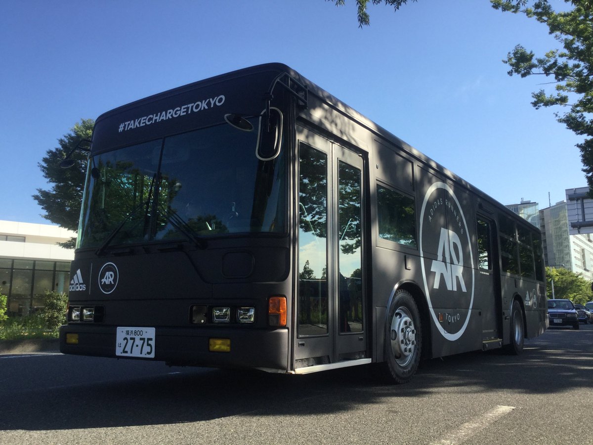 印刷 右翼 街宣 車 うるさい