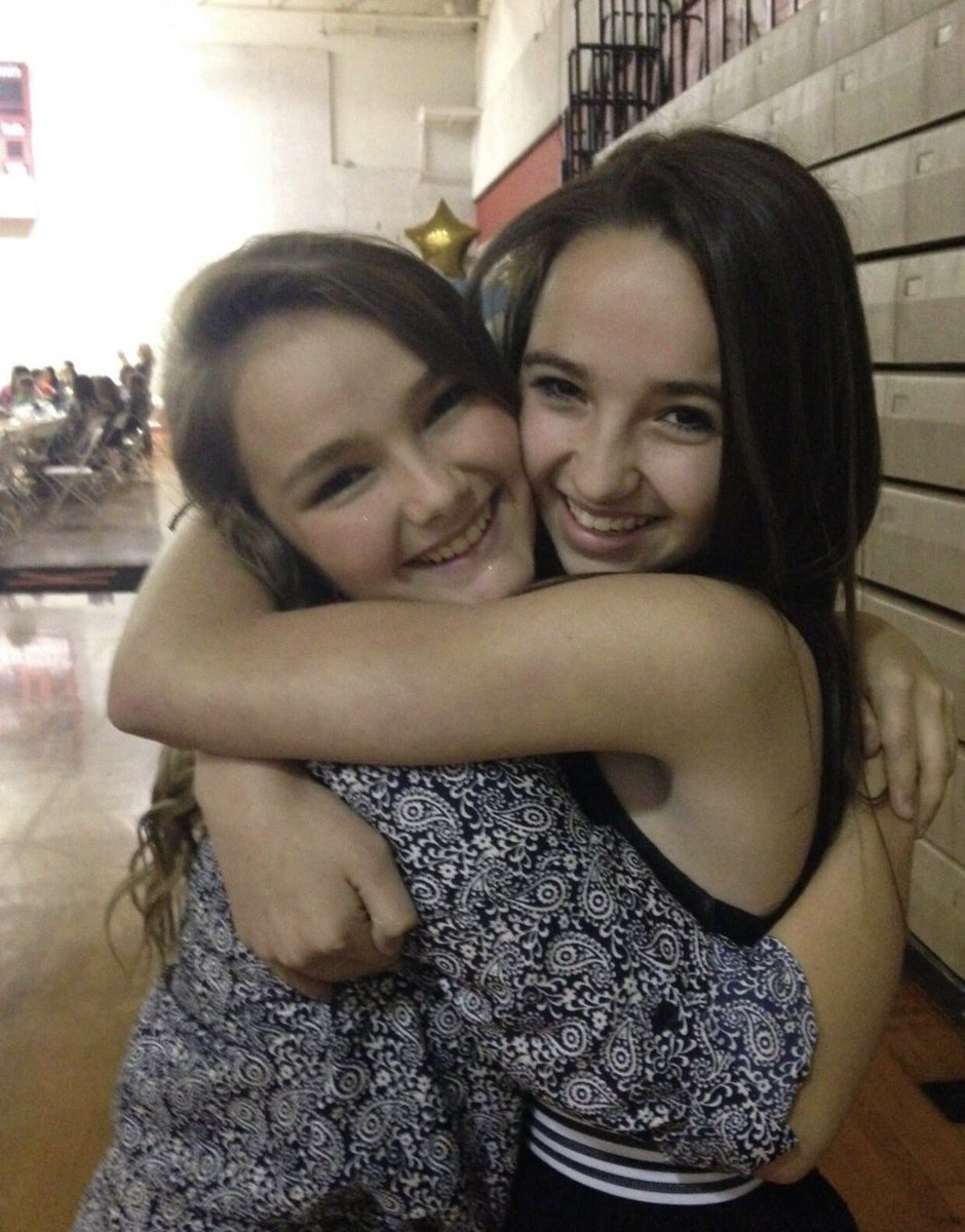 cgelkins6's tweet photo. Happy 17 AJ🎉 I hope your day is as fun &amp; wild as you, I love you always💗 https://t.co/DwC9toXYxl