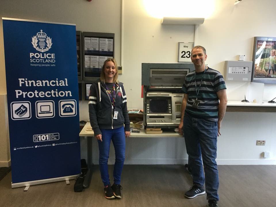 FionaMa41788904's tweet photo. HUGE Thank you to @FalkirkPolice for supporting our customers in Stirling today as part of Operation Mondara. Cust ❤️’d seeing the scamming device unit and how to detect if it’s been tapered with #keepingyousafeandsecure #community #forthvalley https://t.co/FOEkshVwuX