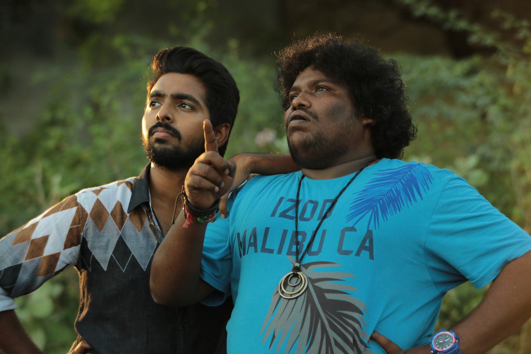 filmistreet's tweet photo. #SEMAIn2Days - Brand new colorful stills from #Sema https://t.co/IxfyHXri2X @lingabhairav @pasangaprodns @pandiraj_dir @Rockfortent @gvprakash @ArthanaBinu @valliganthan @DoneChannel1 @jana_nathan @rvjravi https://t.co/Gf0h4UxK9k