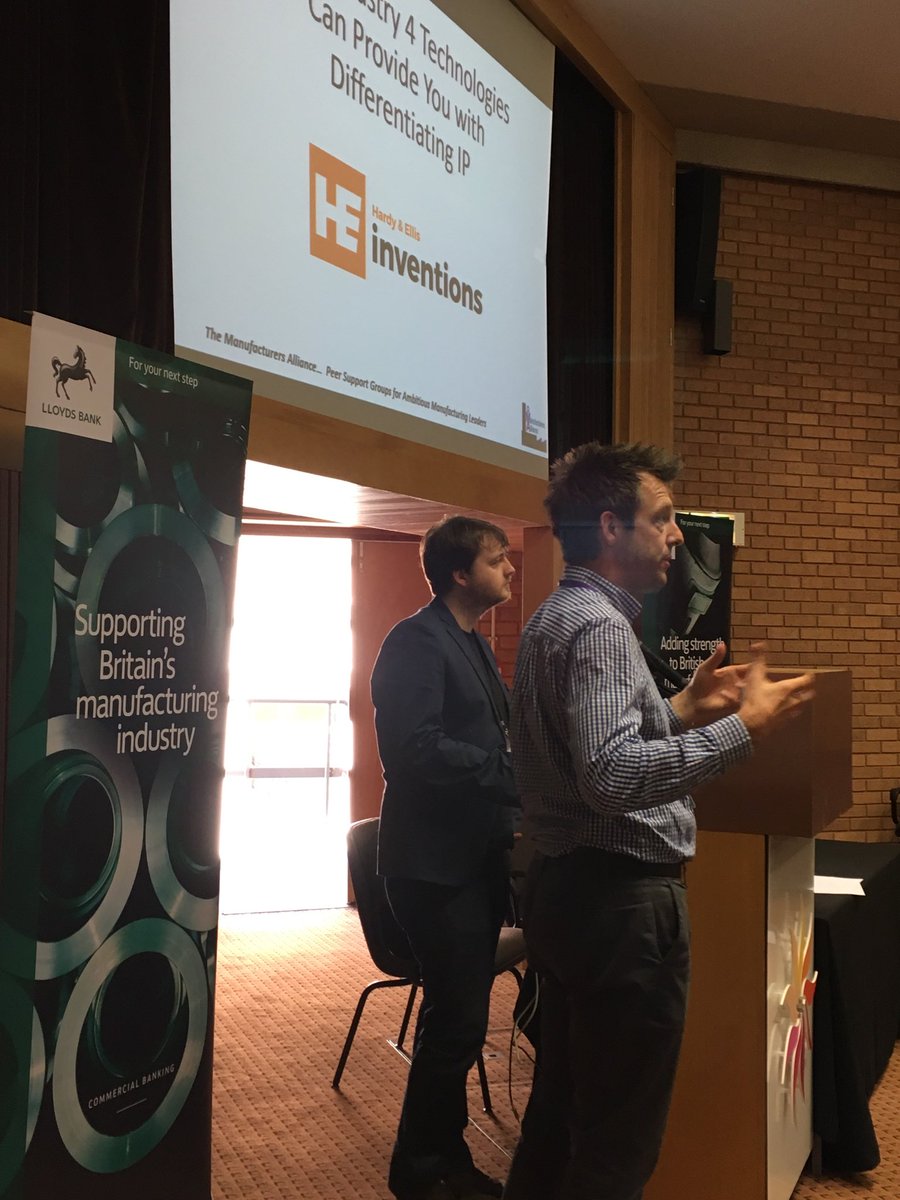 Carole M tweet media