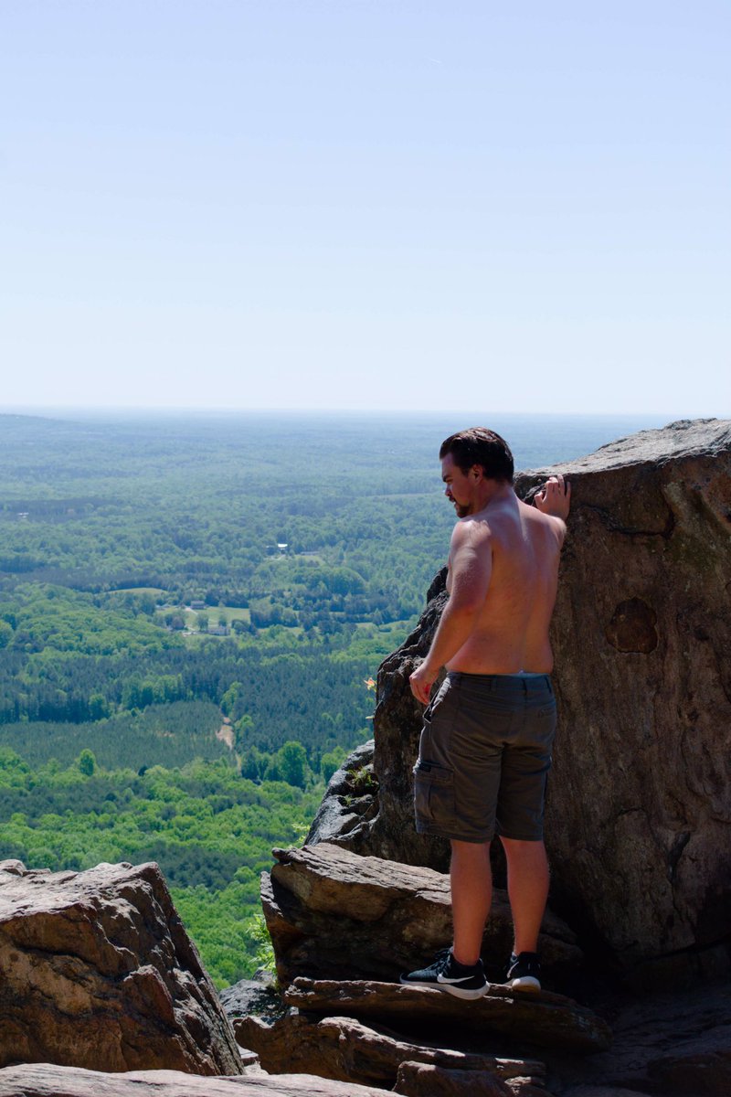 NathanVacaPics's tweet photo. Mountains are so big because they have no natural predators https://t.co/LEyuSQ1nUV