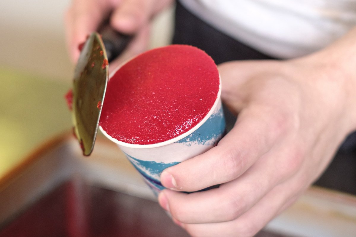 timeoutphilly's tweet image. 8 best and oldest water ice jawns in Philadelphia to try this summer, with @Pops_Water_Ice, @Johns_Water_Ice and more. bit.ly/2IORwKw