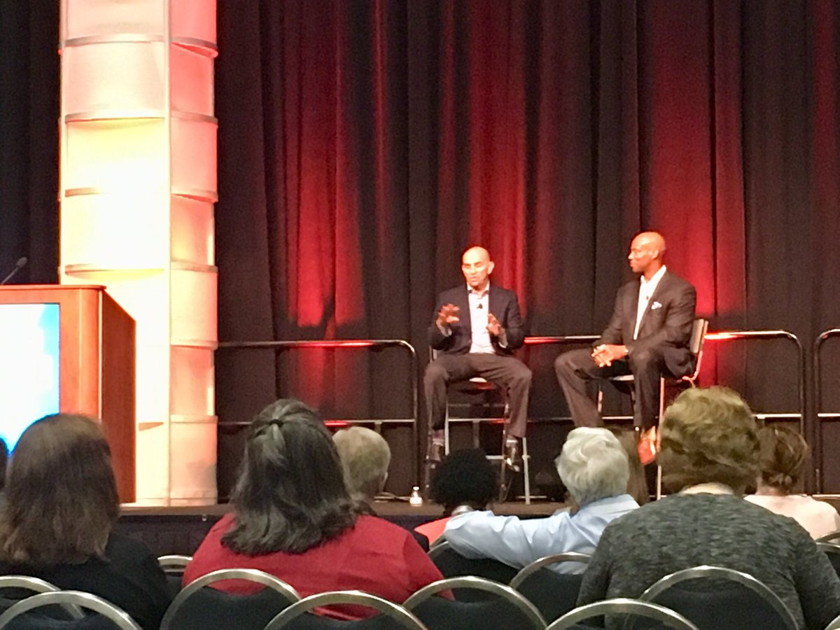 matthewtramel's tweet photo. I remember watching @official_bscott torch the Bulls a time or two! Now he’s on stage with Charlie Norris talking about his book: Slam-Dunk Success. Key trakeaway...real leaders encourage risk and celebrate failure. Growth comes from learning from mistakes. #MMCCon https://t.co/k7ZN8644bo