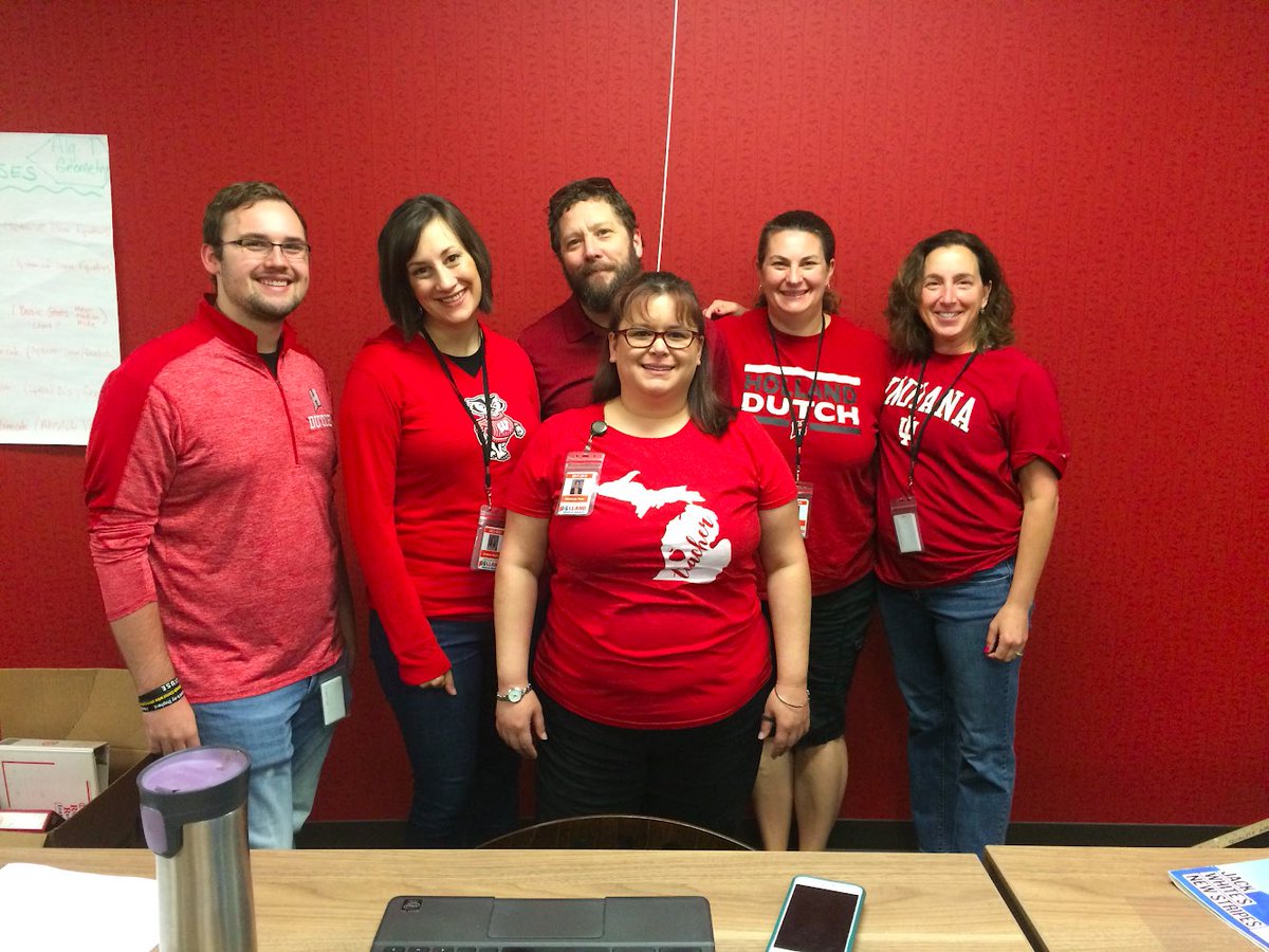 schwenic's tweet photo. Holland High School supporting #WearRedForPublicEd to advocate for and say that we value students, respect educators, and want funding for our public schools #hpsproud @MEAOnline @historythoughts https://t.co/zdKfeCavAm