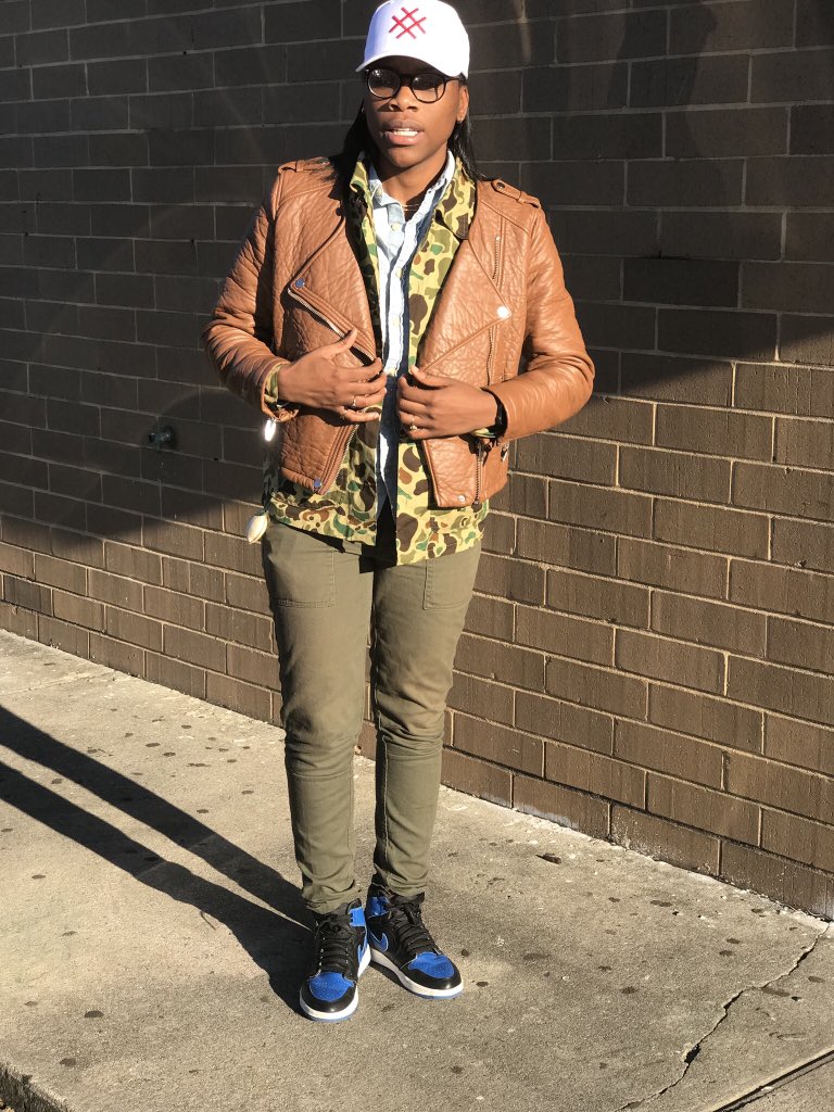 SignedYourHomie's tweet photo. #SuperflyLook #Sweepstakesentry #Superfly https://t.co/bSXVjHfoMl