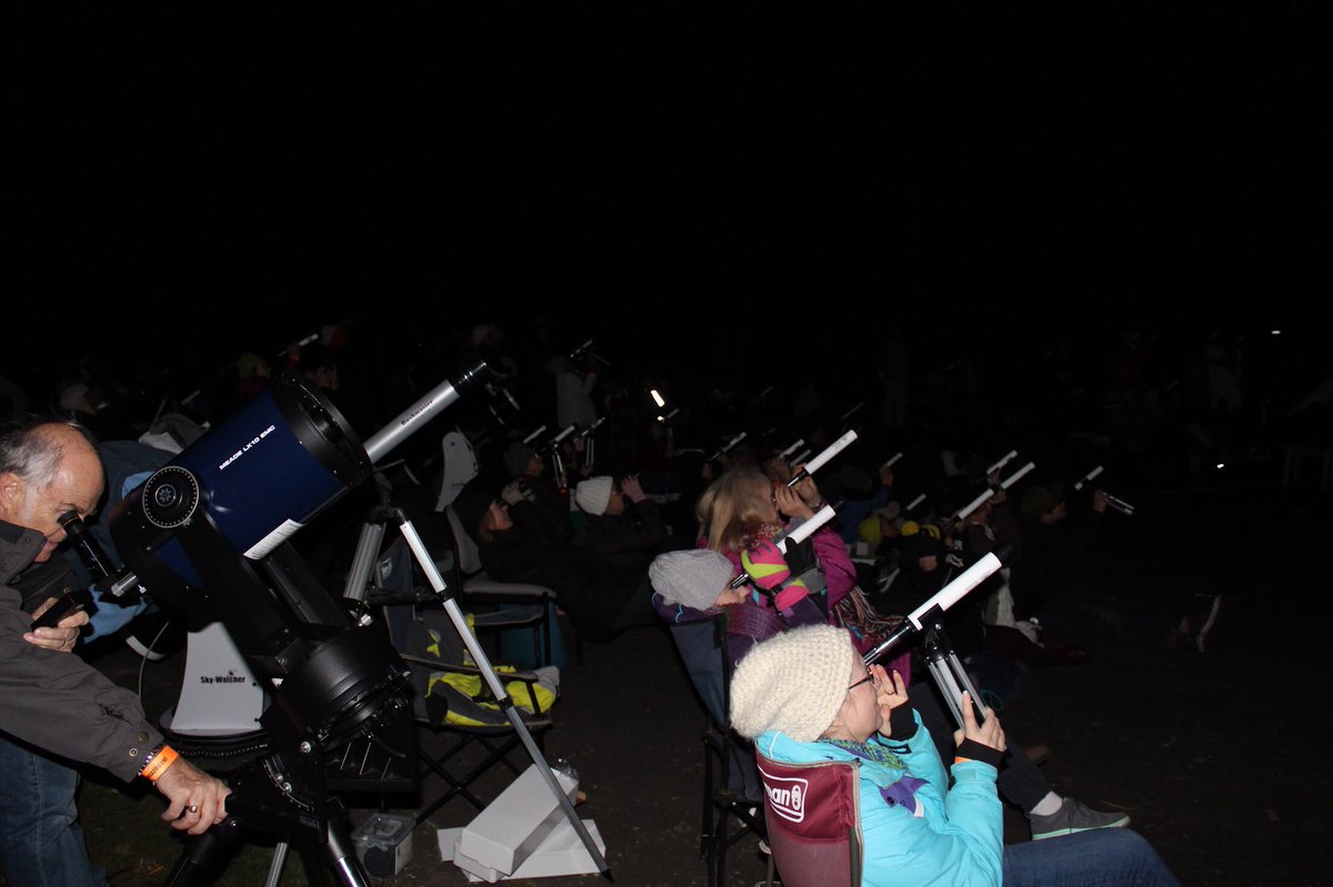 ZayedHEFT's tweet image. Thanks so much to everyone who attend tonight’s World Record Stargazing event at the Zayed Huon Energy Hub!💫

Tune into tomorrow nights TV episode in ABC TV to see if we were part of a record breaking attempt!🔖

Here are some pics for the event. 

#ABCStargazing #ZayedHEFT