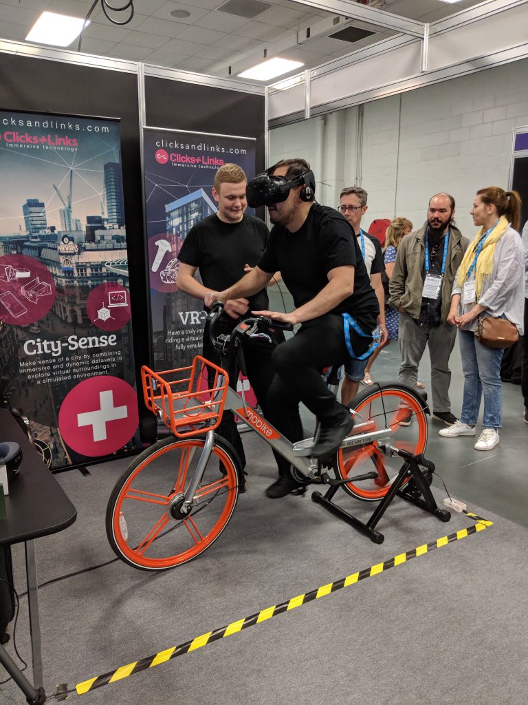 Centre Screen tweet media