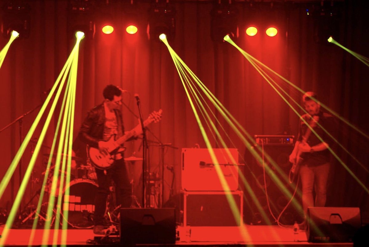 a_line_abz's tweet photo. Today we're throwing it back to a fantastic night with The Phonics, where #Aline deployed a number #D&amp;BAudiotechnik products - including Q &amp; B series - Shure wireless microphones and Soundcraft digital mixing desks. Contact us for hire! #EventSupport https://t.co/MqqzEyT6Xe
