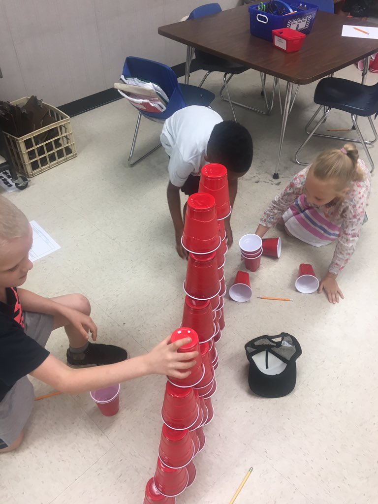 Starting off the morning with a Steam challenge. Who can build the tallest tower in 30 minutes? #EESLearnAndLead