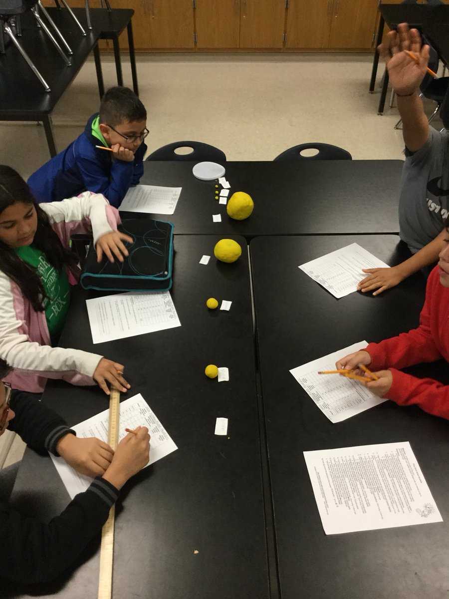 MrsJordanSci6's tweet photo. #GTScience making scaled models of The Solar System! #learningwithplaydoh #scienceisfun #sciencerocks @NISDSecScience @NISDGTAA https://t.co/lHg3s29RFF