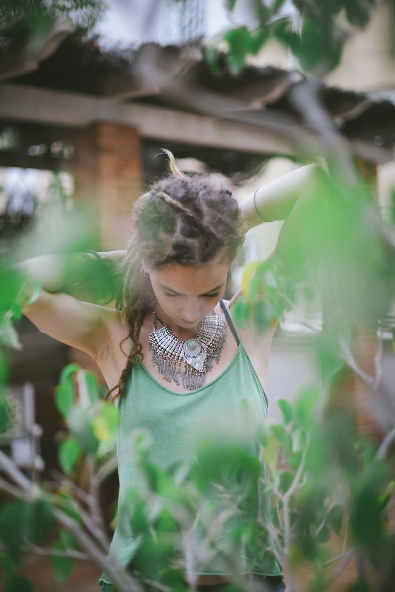 Tu y yo, sabiamos que pronto se iba a acabar, siempre jugando a querer, poder y amar... #Entrefulles #Quisieraserdelviento #ambientverdós #nostalgiaTimes #lacoparota