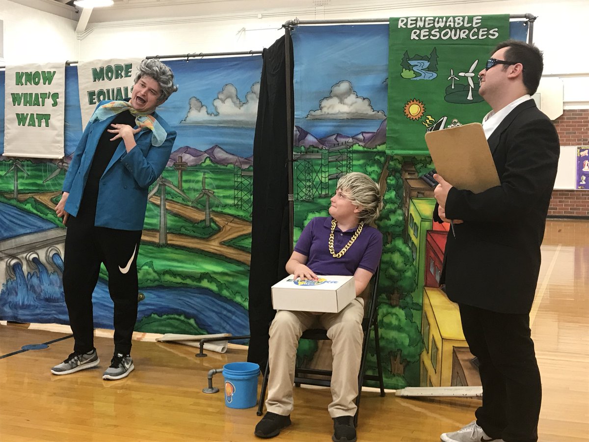 Students enjoyed a humorous presentation about energy sources and conservation performed by the National Theater Group and sponsored by <a href="/DukeEnergy/">Duke Energy</a>. <a href="/NewHanoverCoSch/">New Hanover County Schools</a> #NHCSchat