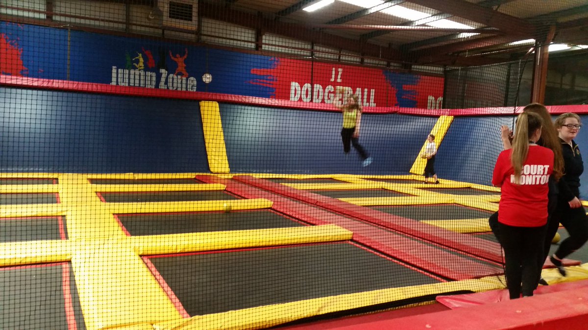 ColaisteBridePE's tweet photo. Workout Wednesdays finish up with a trip to @JumpZone_ie #funphysicalactivity #lotsofredfaces #activeisthenewattractive
@Colaistebride @ActiveFlag https://t.co/xuw55IBnOg