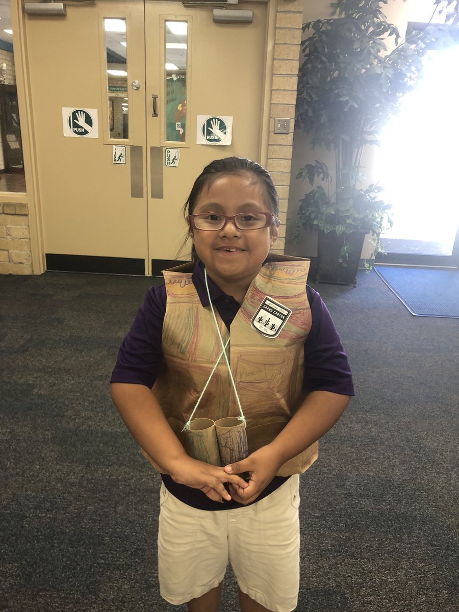 SanCarlosPkEle's tweet photo. Thank you so much Rick Bruce of Florida Heiken, Children’s Vision Program, LLC for donating so many pairs of glasses for our students in need. We are extremely grateful for your continued support. #visionbus @LeeSchools https://t.co/3QC1iZpEkx