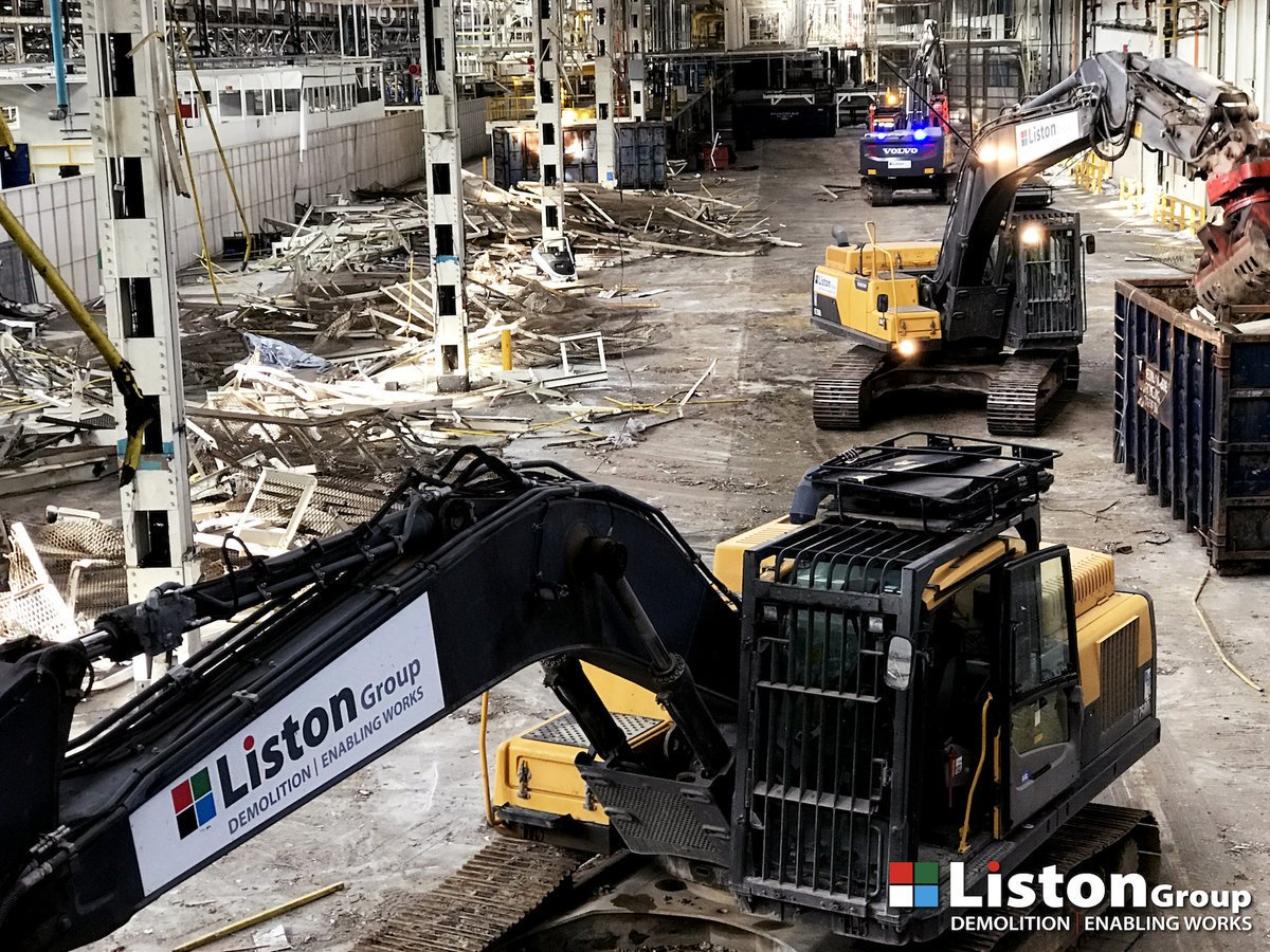 ListonGroup's tweet photo. Take a look at a few of the projects the Liston team took on last year and completed with success! LG with over 100 years of demolition experience!

Get in touch today - ☎️01527 835 826☎️ #demolition #SmashinBrum #MidlandsHour https://t.co/Tz3nwSQiMK