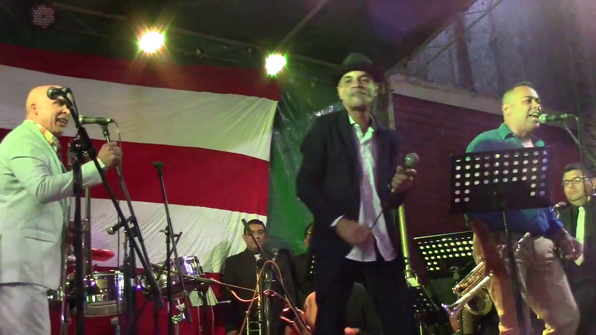 lasalsadeacero's tweet photo. #23Mayo #Atendiendo la peticion de #MiariamCardenasValdez al #WhatsAppSalsero + 58 416 8332753 desde #Bergenline #NewJersey suena #OtraOportunidad #EnConcierto con @Jimmybosch junto a #FrankieVasquezl en La Salsa de Acero por https://t.co/xAOapAPdk6  tu #ConexionSalsera https://t.co/lV4lJLi9Vq