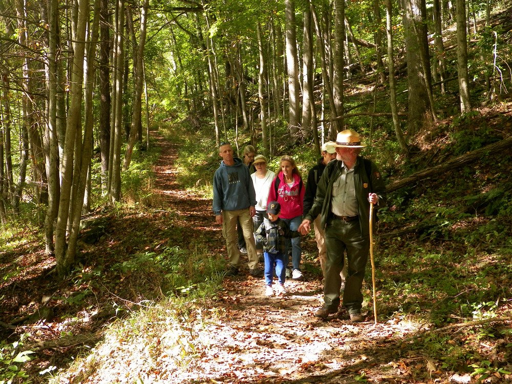 NatEyeInstitute's tweet photo. #EyeSpy2018 challenge — with a twist! Share a picture of you and your family getting active at your favorite national park. #HealthyVisionMonth #FindYourPark https://t.co/NSMHz7PKnN