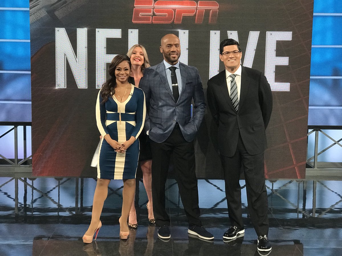 nfl live today