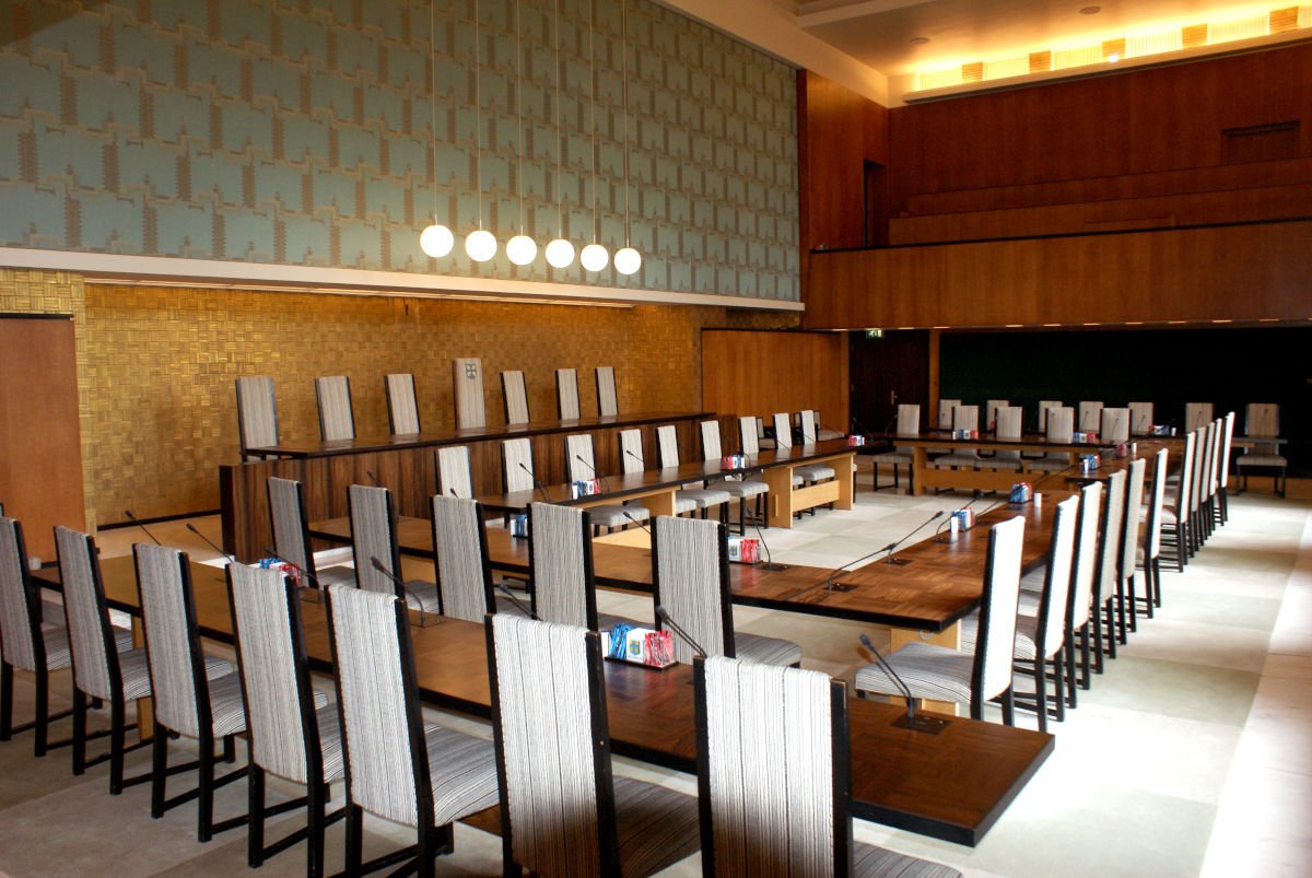 Coalitie in #Hilversum is rond. Hart voor Hilversum, D66, VVD en Groen Links vormen de nieuwe coalitie. Het college van B&amp;W bestaat uit 7 wethouders. Installatie 6 juni. hilversum.nl/Home/Bestuur/G…