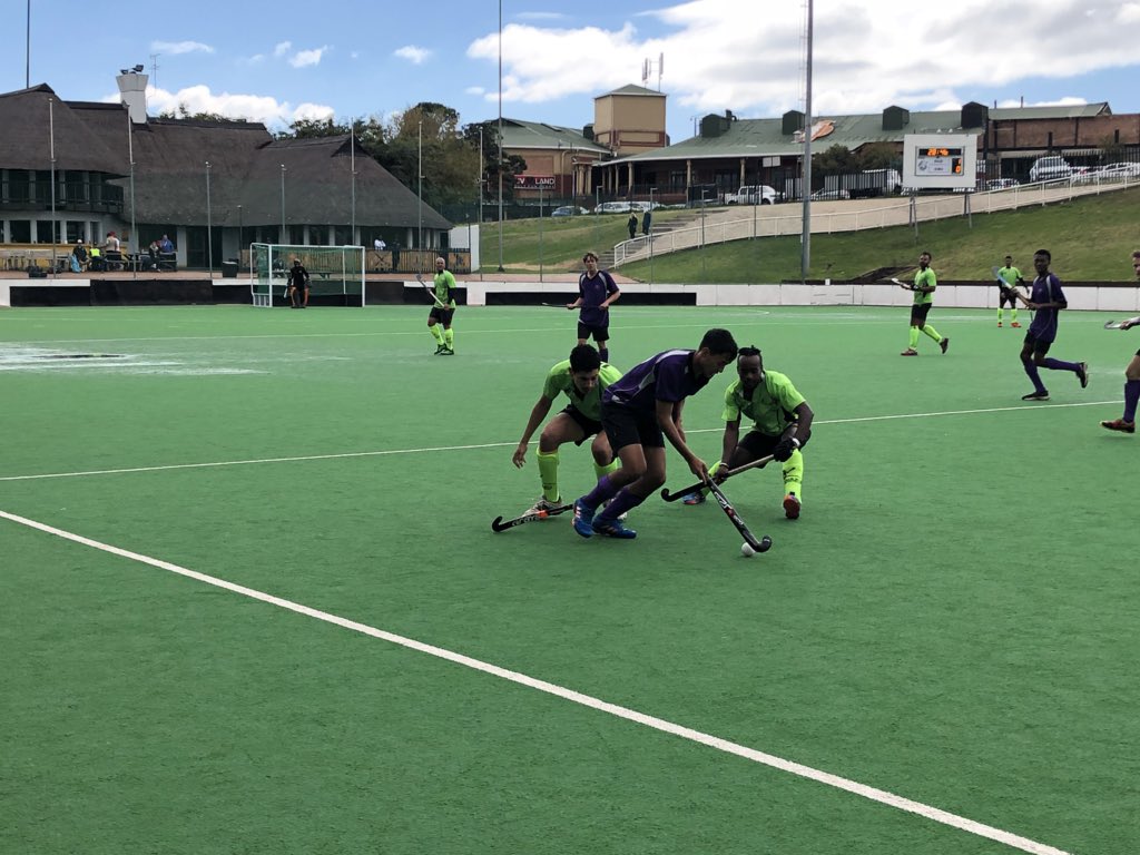 Beaulieu hockey tweet media