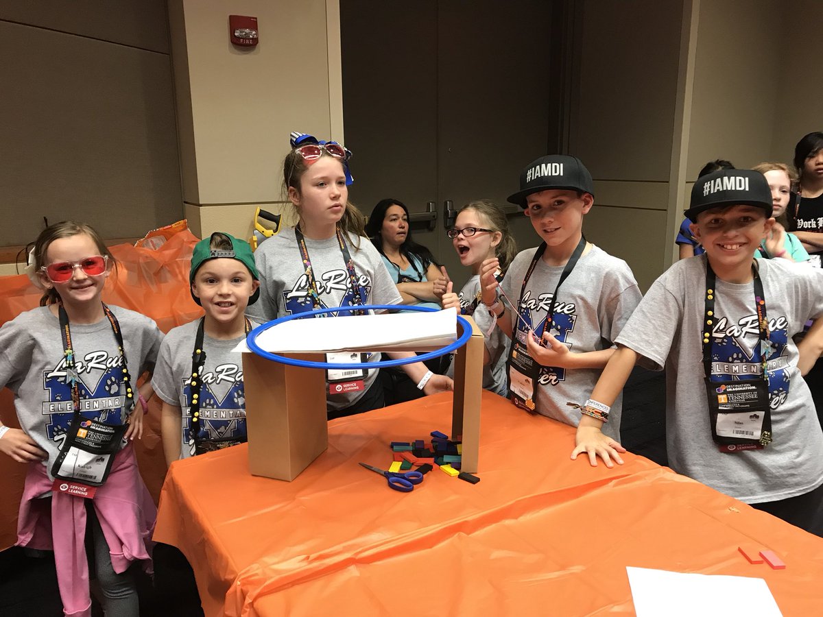 KimMossGT's tweet photo. Instant Challenge Lab at Global Finals! #DINOSyear2 #GlobalFinals18 #thisismyjob https://t.co/jE2a18Gftu