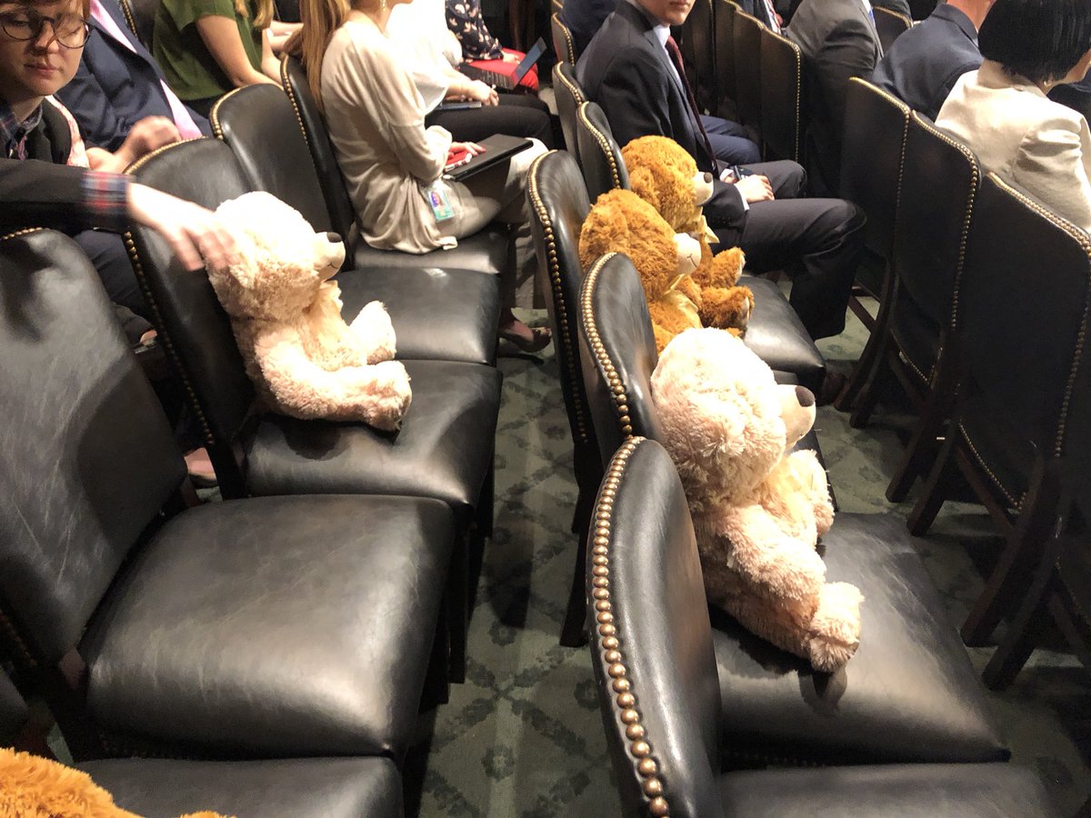 Moms leave behind teddy bears who represent the children who the Trump admin and <a href="/DHSgov/">Homeland Security</a> separated from their parents. #UnbreakFamilies #EndFamilySeparation
