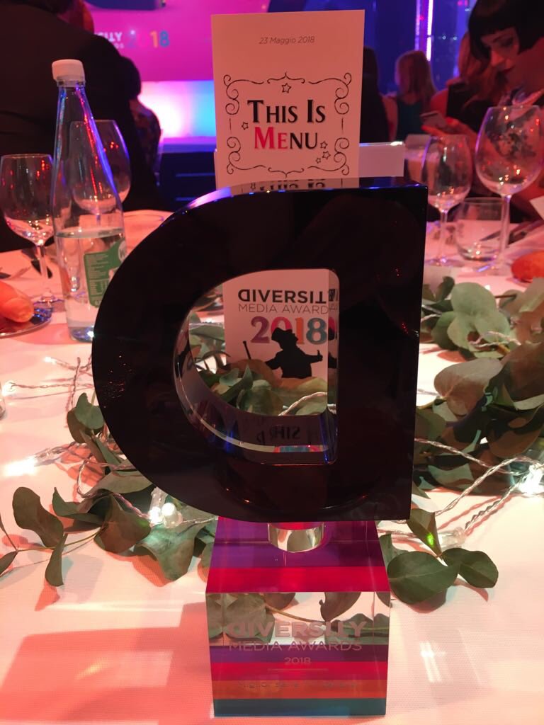 "Amore Pensaci Tu" trionfa ai Diversity Media Awards e si aggiudica il Premio come Migliore Fiction Televisiva Italiana del 2017! 
Terza vittoria consecutiva per #Publispei!🥇<a href="/diversitylab/">diversitylab</a> #DMA2018 #ThisisME