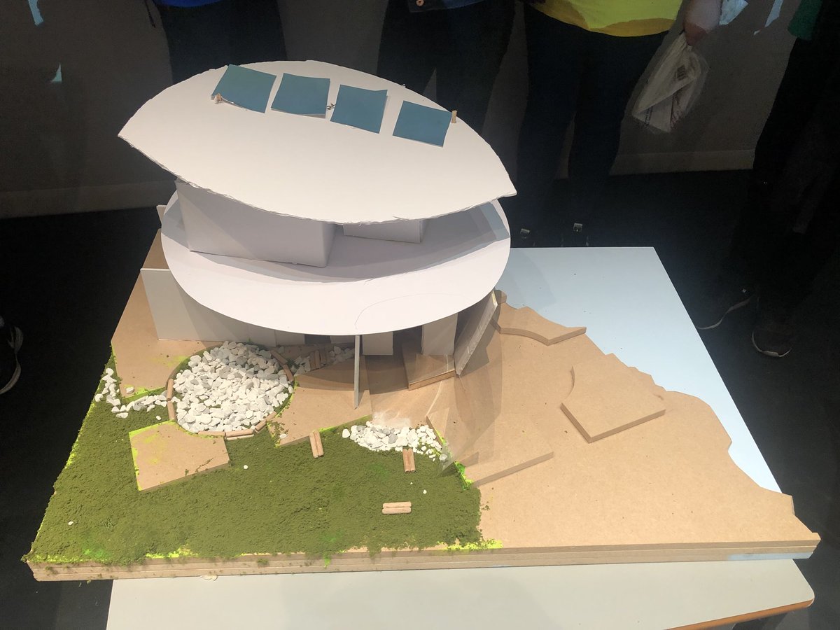Braeview_DT's tweet photo. Fantastic day at Dundee and Angus college today with our S2 young engineers for the Creative Spaces competition. Excellent experience for our Braeview pupils with amazing opportunities. Well done! 🌟@dundee_angus @CrtvSpcs https://t.co/ptDSgcc5E7