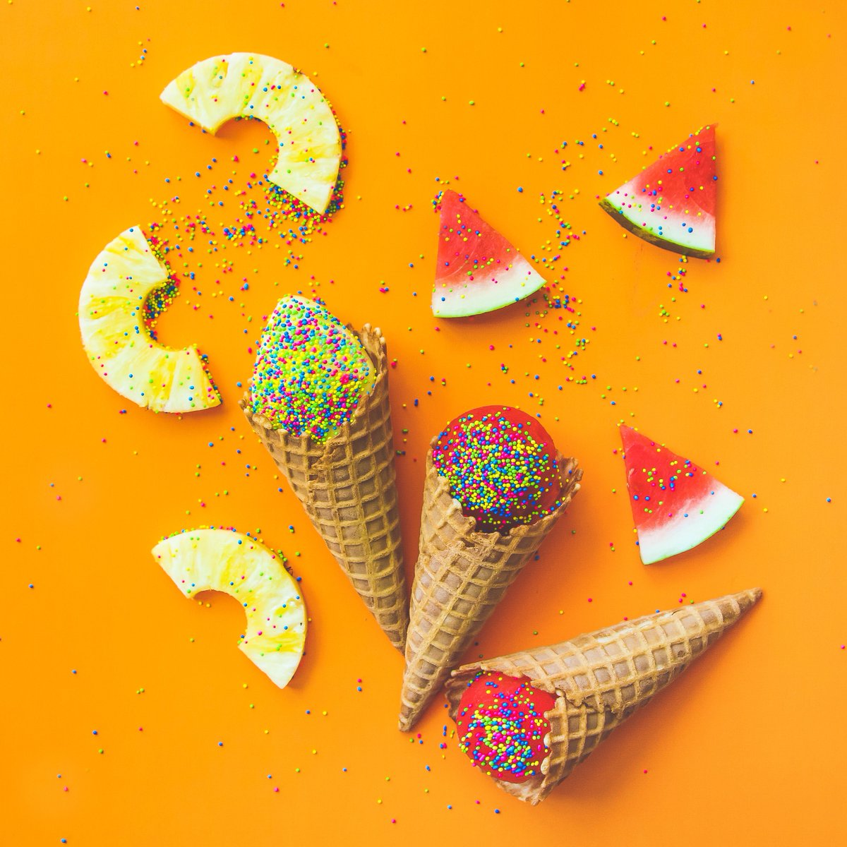 We are happy to announce the beginning of the season.🍍♥️
This weekend you can find us at Carassauga BrazilFest, Carassauga Africa, Barrie Waterfont Festival, Artfest Port Credit, CBC Music Festival, Waterfront Artisan Market, Beeton Honey, Garden Festival. We’ll see you there.