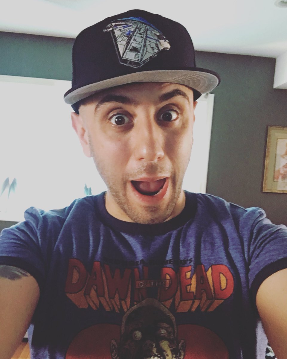 Domsoloreels's tweet photo. Just in time for Solo I got that Millennium Falcon Kessel Run snapback Live everyday like its Christmas! #robertdeniroface #robertdeniro #starwars #soloastarwarsstory #hansolo #millenniumfalcon #kesselrun #newera #frightrags #dawnofthedead #horrormovies #wutangclan #rza #snapback https://t.co/TL7eOzbulj
