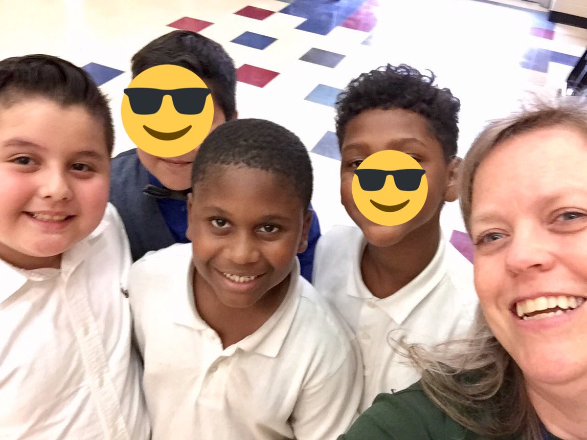 HolmquistES's tweet photo. Thanks for helping put chairs away after #HMQ2nd awards boys! #hummingbird spirit all the way! https://t.co/8thoJz5LJe