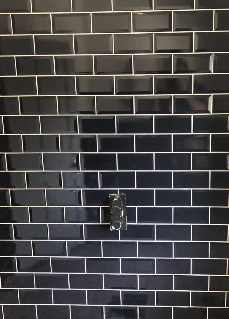 ElitePropertyS1's tweet photo. Finishing touches tomorrow and the job is a good’un #builders #bathroom #progress @ElitePropertyS1 https://t.co/e26mNkKVOX