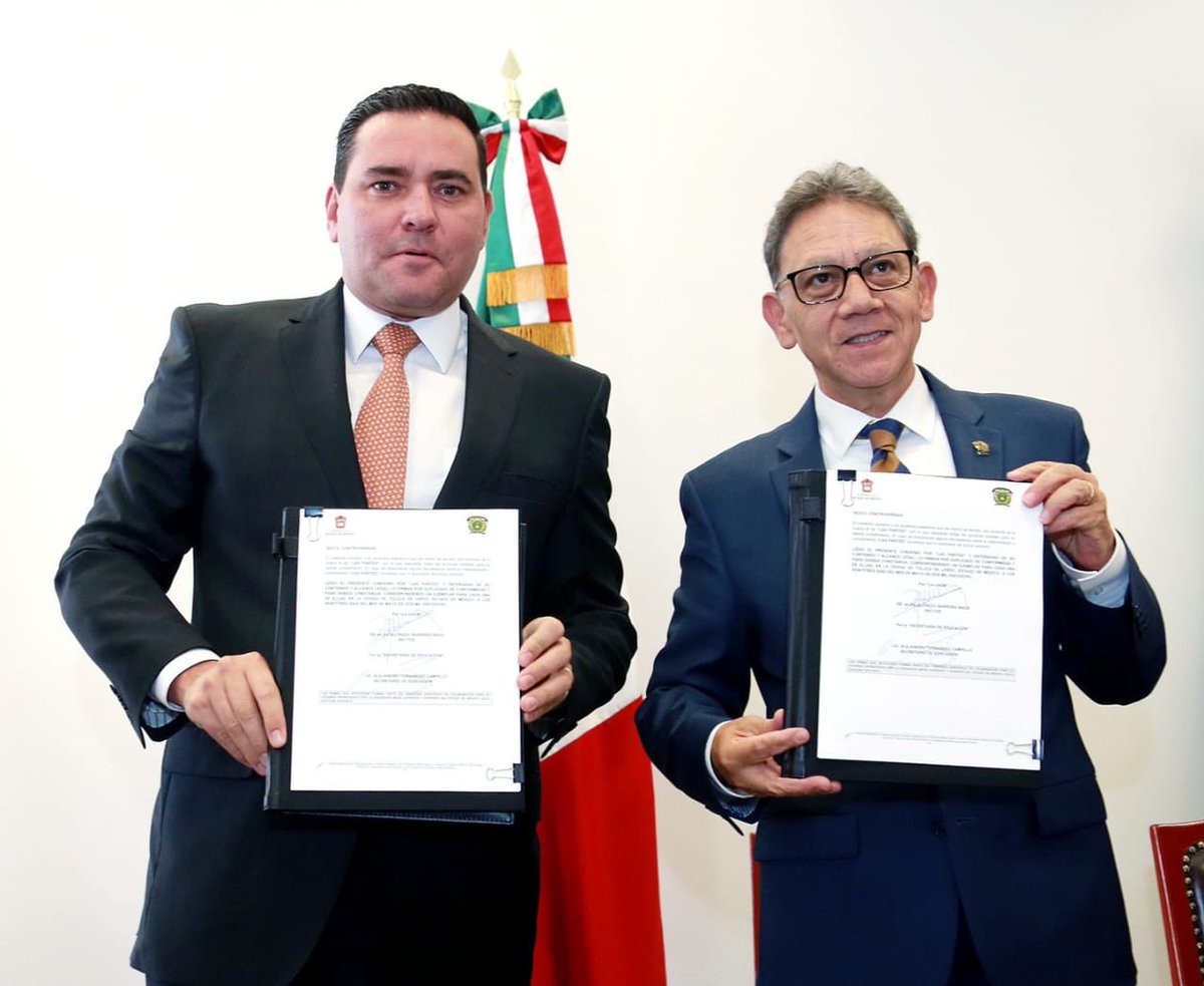 alexfedezcam's tweet photo. La @SeducEdoMex y @UAEM_MX  firmamos un Acuerdo Estratégico que permitirá a los aspirantes que no resultaron seleccionados en un espacio académico del nivel Medio Superior o Superior de la UAEM, acceder de forma alternativa al Sistema Educativo Estatal. https://t.co/sm9IW19crg