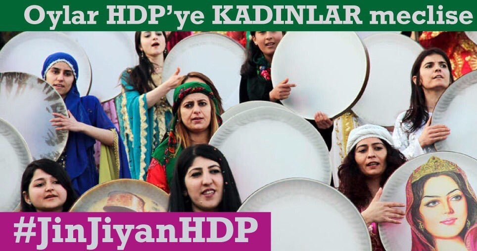 LeylaGuvenkcd's tweet photo. Kadının özgürlüğü, yaşamın güzelliğidir. Kadın özgürleştikçe, yaşam güzelleşecektir.

#JinJiyanHDP https://t.co/TnPpbeK5CQ